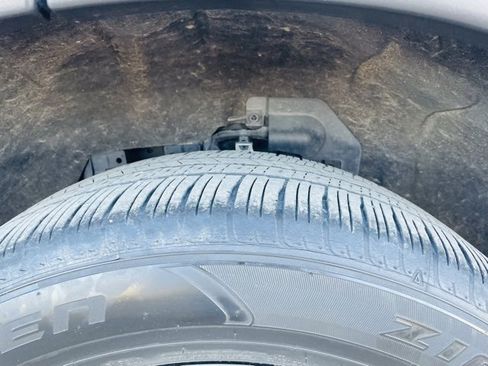 Certified 2023 Nissan Rogue SV image 7