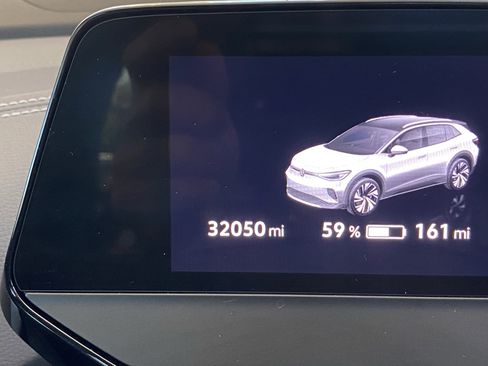 Used 2023 Volkswagen ID.4 Pro S AWD/4WD image 5