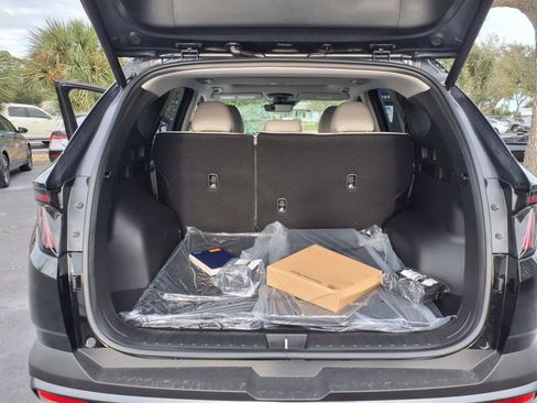 Certified 2025 Hyundai Tucson SEL image 30