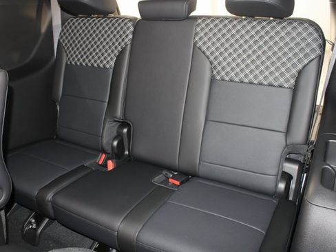 New 2026 GMC Acadia Denali w/ Super Cruise Package image 22