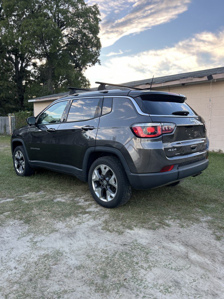 Used 2019 Jeep Compass Limited w/ Safety & Security Group AWD/4WD image 4