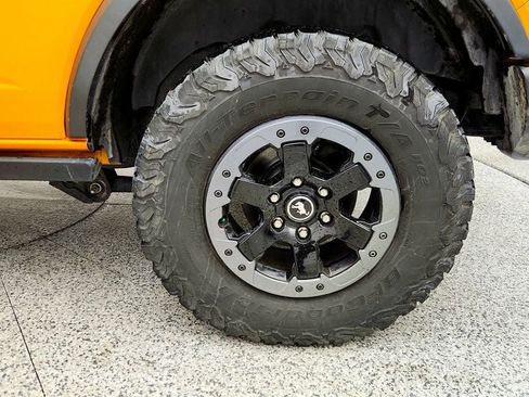 Used 2021 Ford Bronco Badlands AWD/4WD image 9