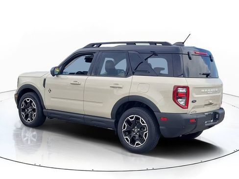 Used 2025 Ford Bronco Sport Outer Banks w/ Outer Banks Tech Package+ AWD/4WD image 7