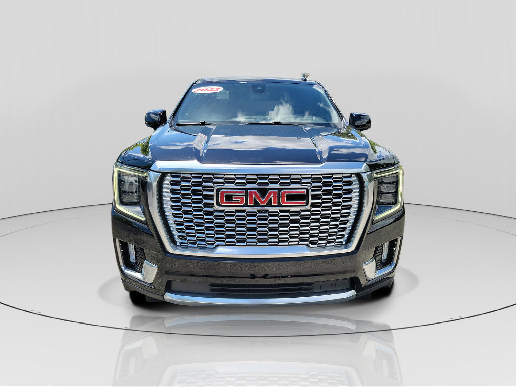 Used 2022 GMC Yukon Denali w/ Denali Premium Package AWD/4WD image 2