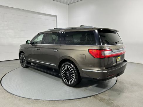Used 2018 Lincoln Navigator L Black Label w/ Cargo Package image 19