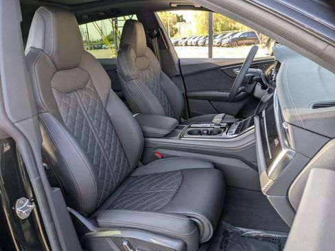 New 2026 Audi SQ8 Premium Plus AWD/4WD image 10