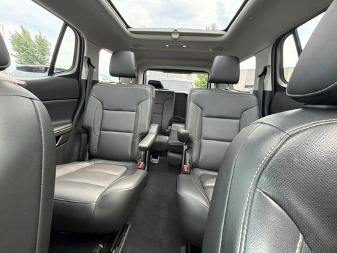 Used 2017 GMC Acadia SLT FWD image 38