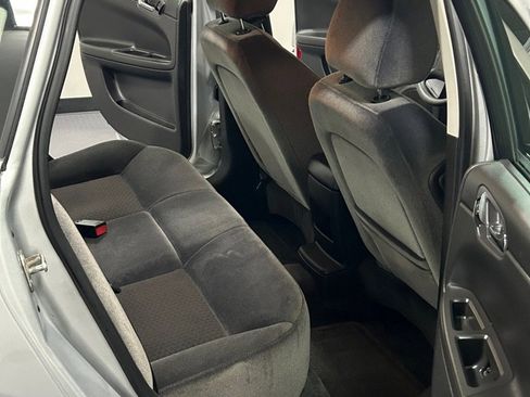 Used 2009 Chevrolet Impala LT image 10