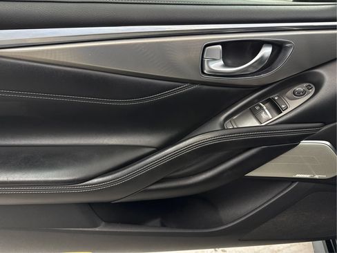 Used 2018 INFINITI Q60 3.0t Luxe AWD/4WD image 23