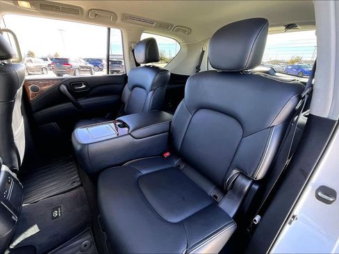 Certified 2019 INFINITI QX80 Luxe w/ All-Season Package image 35