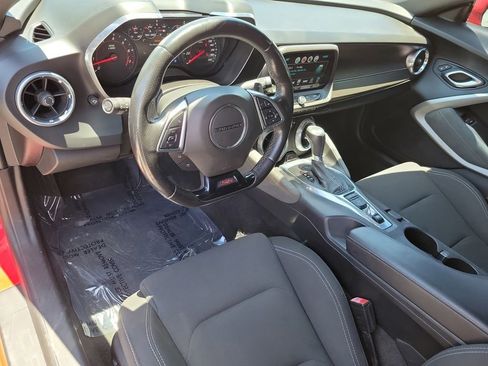Used 2018 Chevrolet Camaro SS RWD image 12