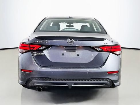 Used 2022 Nissan Sentra SR FWD image 5