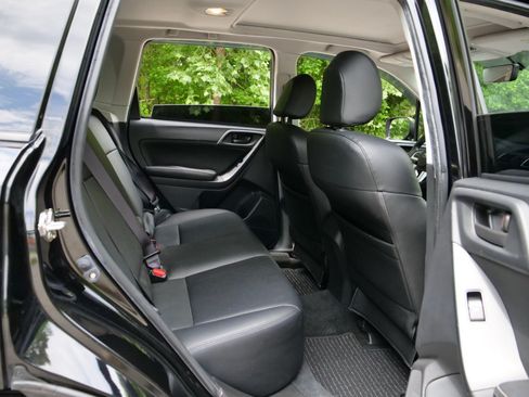 Used 2018 Subaru Forester 2.5i Premium w/ Protection Package #1 AWD/4WD image 35