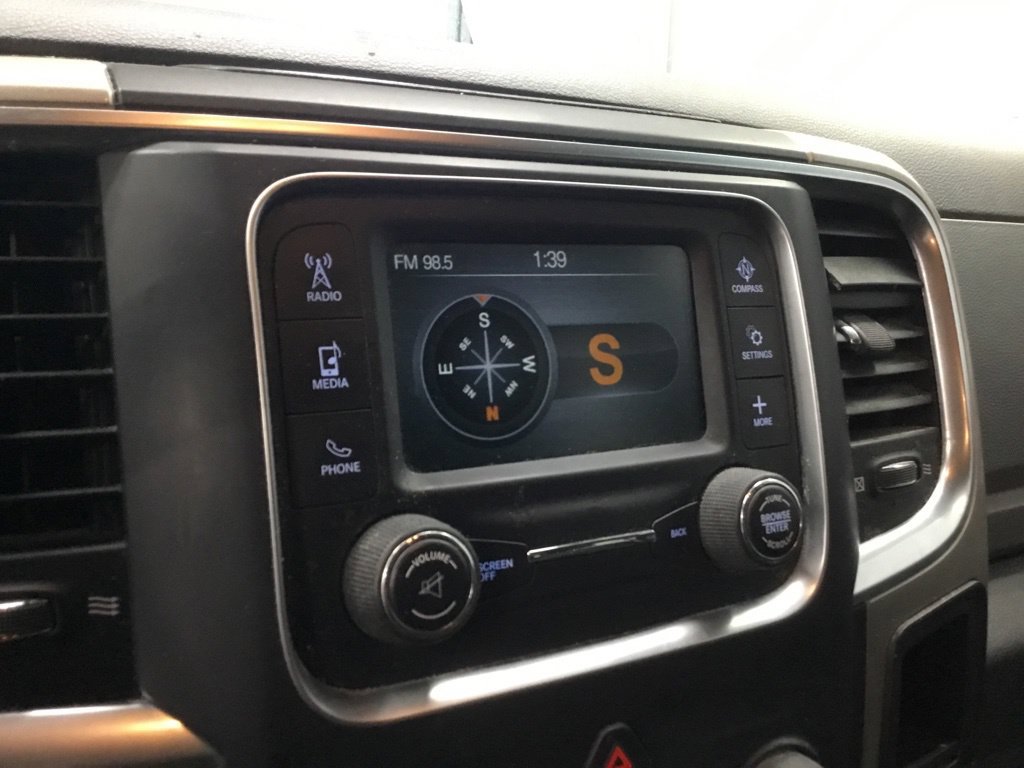 Used 2015 RAM 2500 SLT AWD/4WD image 24