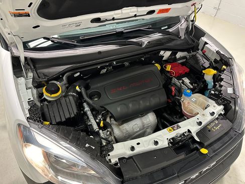 Used 2021 RAM ProMaster City Tradesman image 3