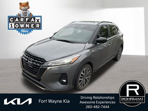 Used 2023 Nissan Kicks SR w/ SR Premium Package FWD image 1