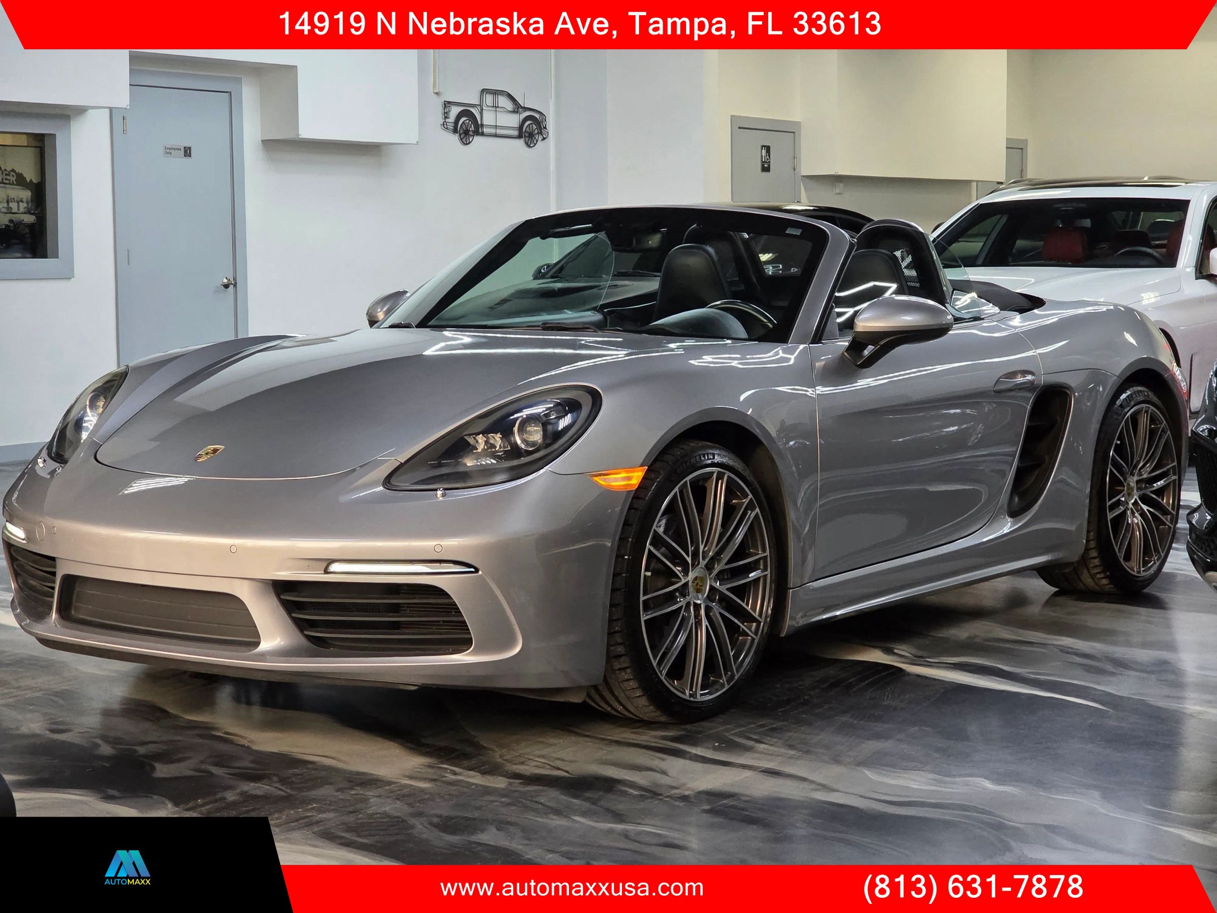 Used 2019 Porsche 718 Boxster RWD image 3