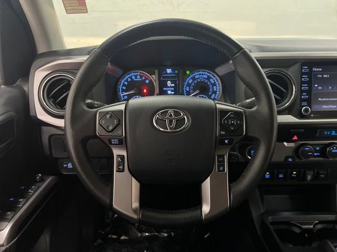 Used 2023 Toyota Tacoma SR5 RWD image 16