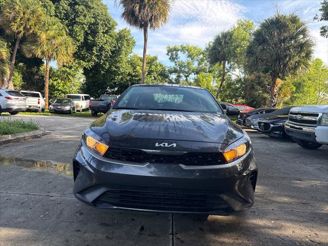 Used 2024 Kia Forte LX FWD image 3