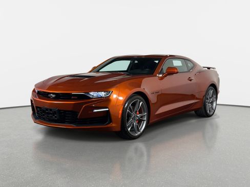 Used 2023 Chevrolet Camaro SS RWD image 7