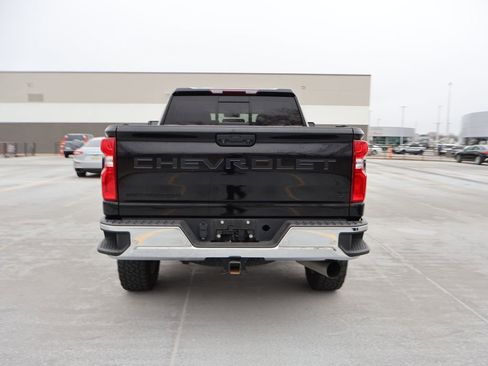 Used 2020 Chevrolet Silverado 2500 LTZ w/ LTZ Plus Package image 14