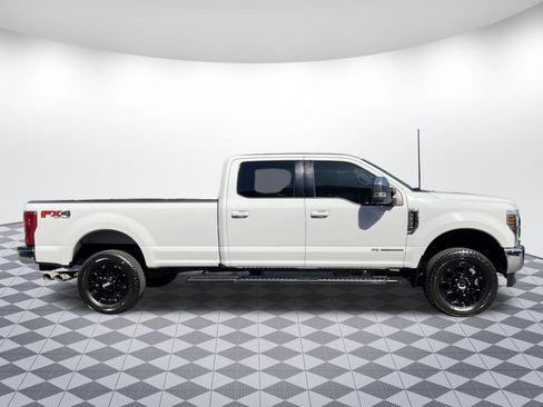 Used 2018 Ford F350 Lariat w/ FX4 Off-Road Package AWD/4WD image 2