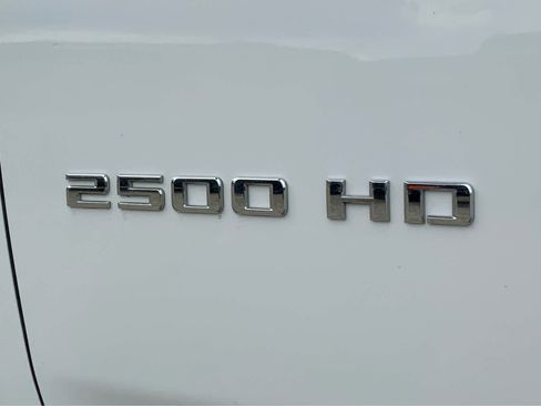 Used 2020 Chevrolet Silverado 2500 LTZ w/ LTZ Plus Package AWD/4WD image 19