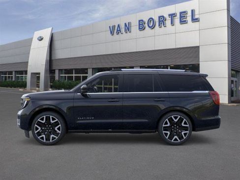 New 2026 Ford Expedition Platinum w/ Platinum Ultimate Package AWD/4WD image 26