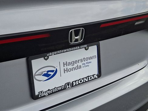 Used 2023 Honda Accord EX image 31