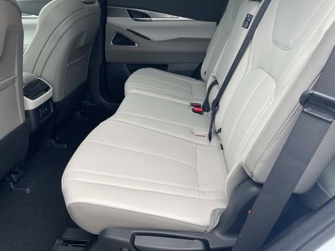 New 2026 INFINITI QX60 Luxe w/ Cargo Package FWD image 6