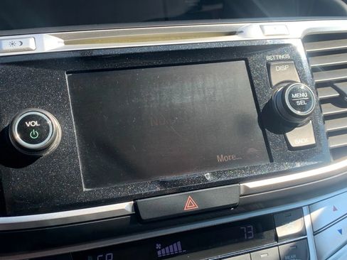 Used 2015 Honda Accord EX image 24