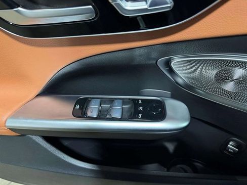 Used 2023 Mercedes-Benz C 300 4MATIC Sedan image 21