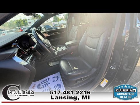 Used 2020 Cadillac XT5 Premium Luxury AWD/4WD image 12