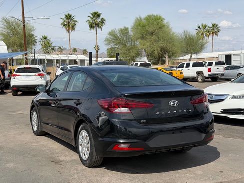 Used 2020 Hyundai Elantra SE w/ Cargo Package (C1) image 5