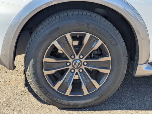 Used 2017 Nissan Armada Platinum w/ Captain Seat Package image 10