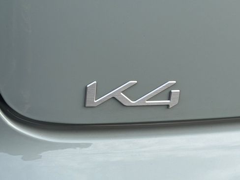 Used 2025 Kia K4 FWD image 26