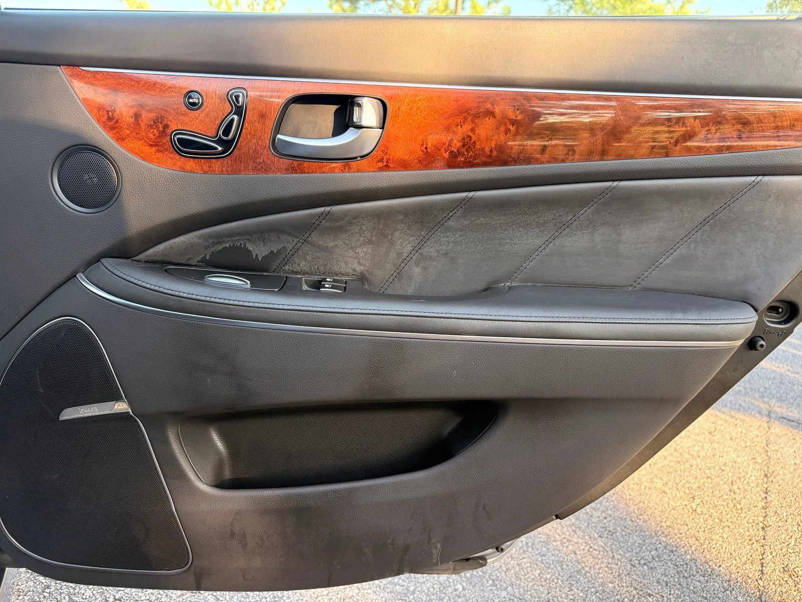 Used 2014 Hyundai Equus Signature RWD image 47