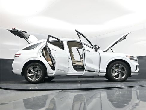 New 2026 Genesis GV70 2.5T Advanced image 21