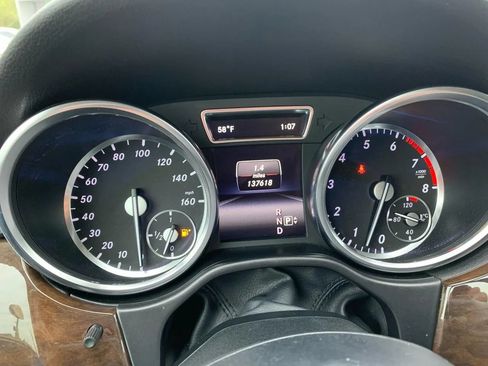 Used 2015 Mercedes-Benz ML 350 4MATIC image 20
