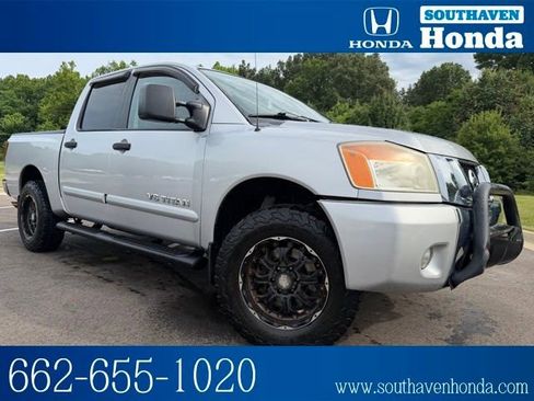 Used 2009 Nissan Titan SE w/ SE Drivers Convenience Pkg AWD/4WD image 1