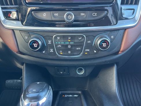 Used 2018 Chevrolet Traverse High Country image 29