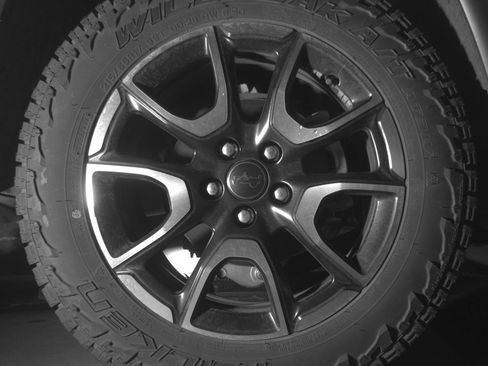 Used 2025 Jeep Compass Trailhawk image 15