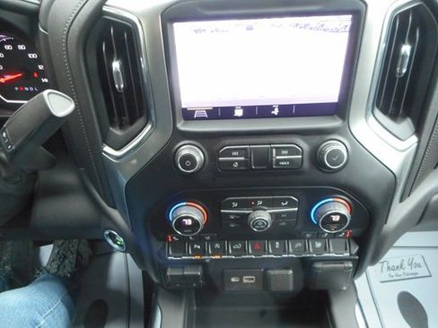 Used 2019 Chevrolet Silverado 1500 LTZ w/ LTZ Plus Package image 15