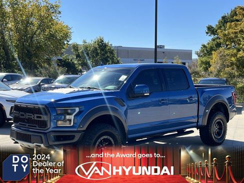 Used 2019 Ford F150 Raptor w/ Equipment Group 802A Luxury image 5