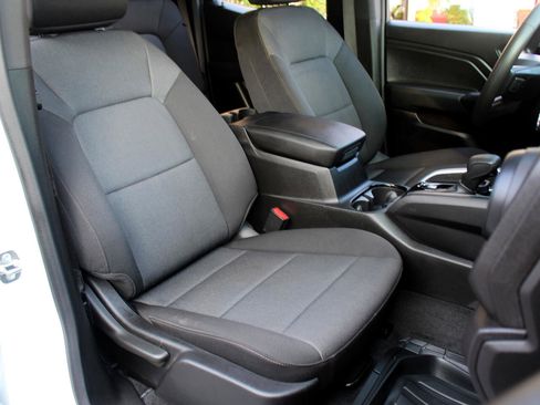 Used 2024 Chevrolet Colorado W/T w/ WT Convenience Package II image 32
