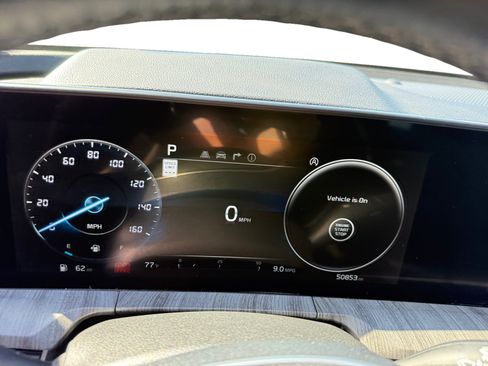 Used 2023 Kia Telluride SX Prestige AWD/4WD image 11