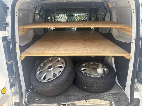 Used 2016 Ford Transit Connect XLT FWD image 9
