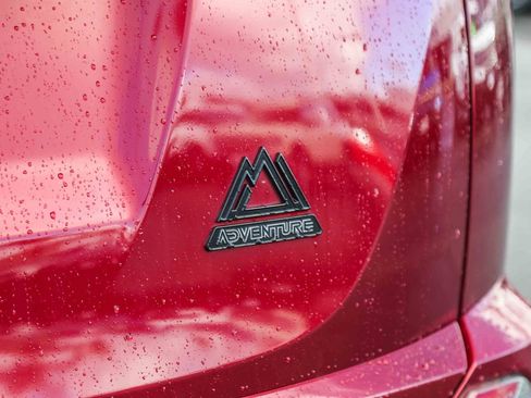 Used 2018 Toyota RAV4 Adventure image 8