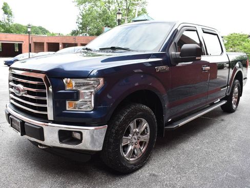 Used 2015 Ford F150 XLT w/ Equipment Group 302A Luxury AWD/4WD image 8