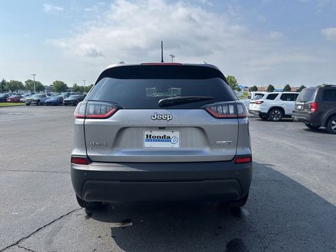 Used 2020 Jeep Cherokee Latitude Plus w/ Cold Weather Group AWD/4WD image 6